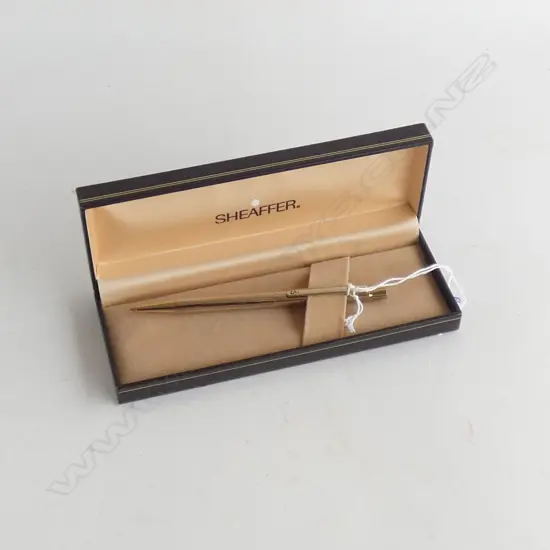 SHEAFFER PEN IN CASE