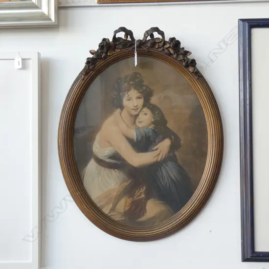 MOTHER & CHILD PRINT IN GILT FRAME 