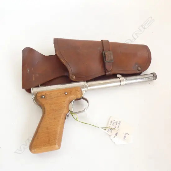 VINTAGE ENGLISH MADE DIANA MOD.2 AIR PISTOL .177CAL or DART