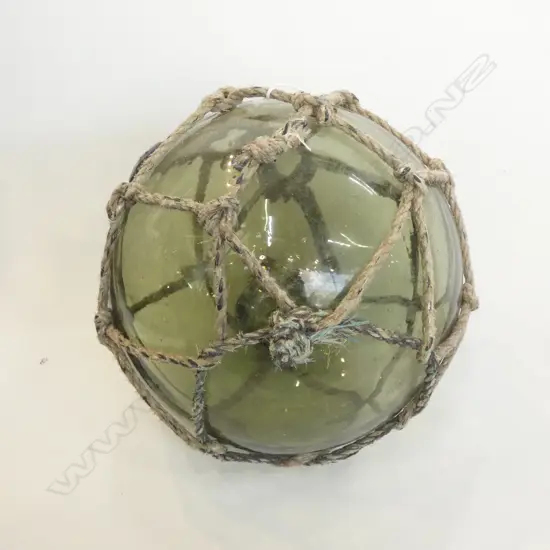 OLD GREEN/AMBER GLASS FISHING FLOAT w. NETTING Dia.300mm