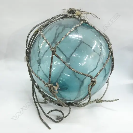 OLD HAND BLOWN GREEN GLASS FISHING FLOAT w. NETTING Dia.370mm