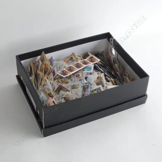 BOX ASST USED NZ STAMPS 