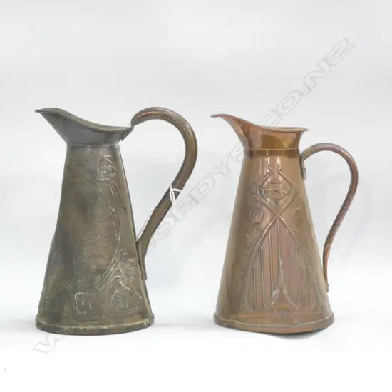 2 ART NOUVEAU COPPER JUGS H.210mm