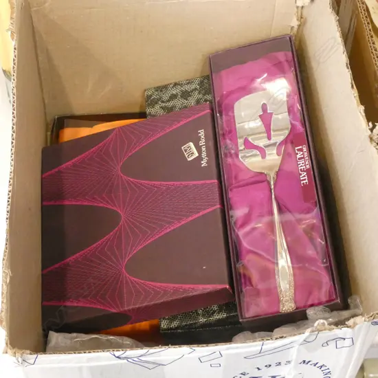 SMALL BOX RODD CUTLERY 