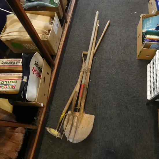 COLLECTION GARDEN TOOLS 