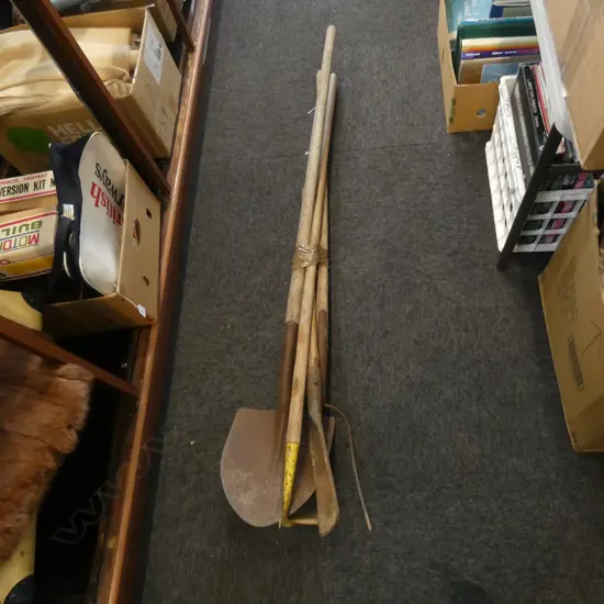 COLLECTION GARDEN TOOLS 