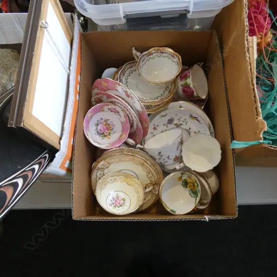 BOX TRIOS & C&S INCL CRESCENT CHINA / AYNSLEY & ROYAL ALBERT ETC..