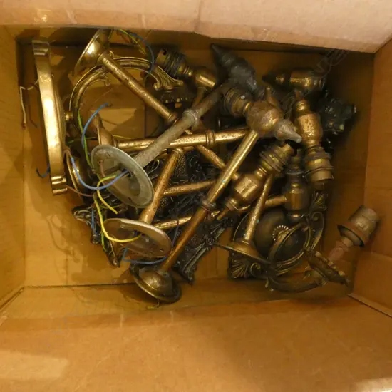 BOX OLD BRASS LIGHT FITTINGS ETC