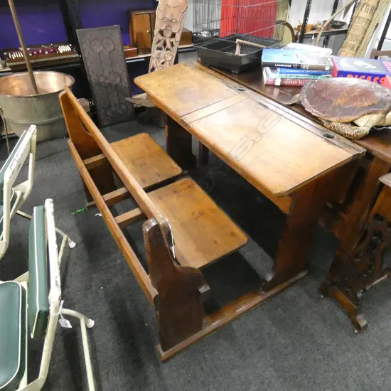 VINTAGE DOUBLE SCHOOL DESK W.1220mm