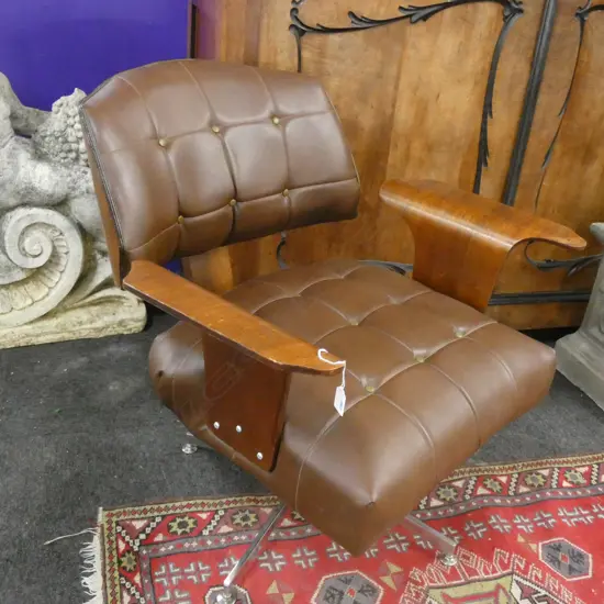 RETRO VINYL & PLY ARMCHAIR