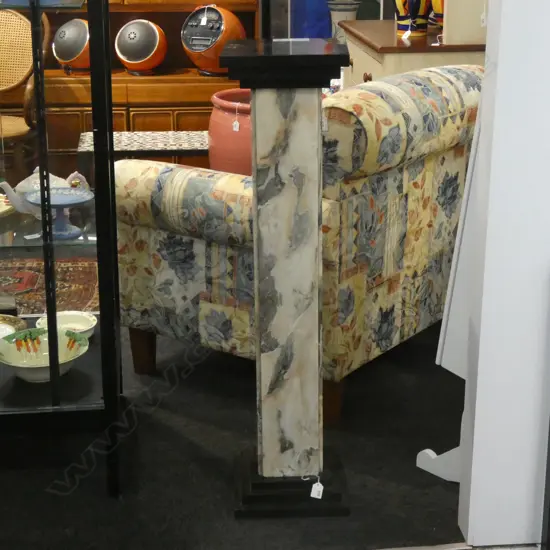 MARBLE PEDISTAL H1060