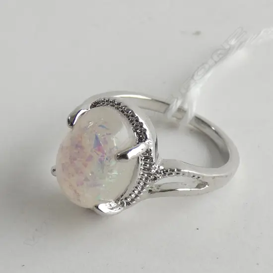 SIMULATED OPAL & FAUX DIAMOND HALO SILVER RING SIZE 8 
