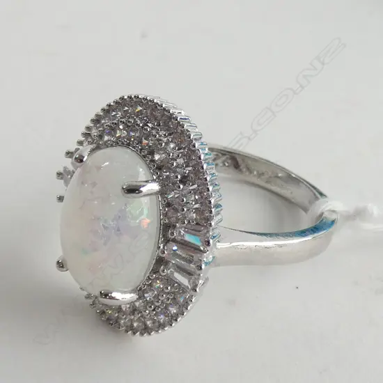 SILVER FAUX OPAL & DIAMANTE RING SIZE 8 DBLE HALO