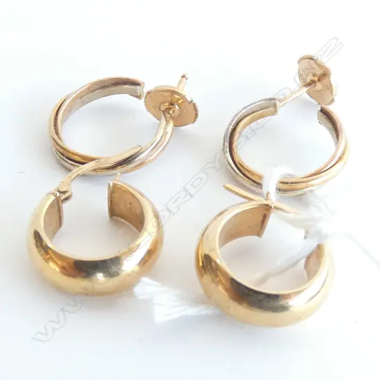 2 PR GOLD HUGGY EARRINGS 