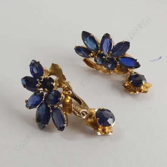 9ct GOLD &  MIXED SAPPHIRE & SYNTHETIC SAPPHIRE PR EARRINGS