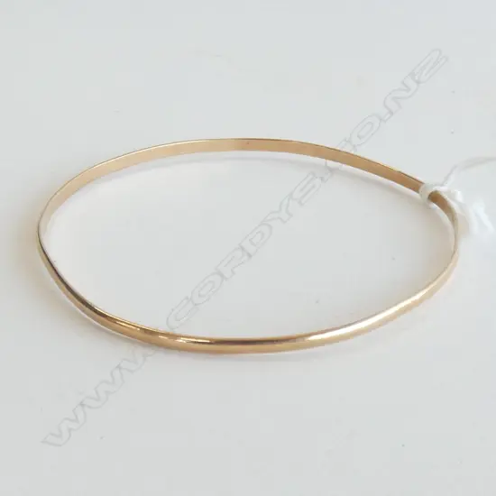 9CT BANGLE 4.3 GRAMS NOT FULLY ROUND