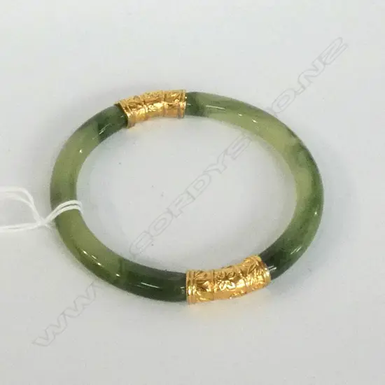 FAUX JADE & GP BANGLE
