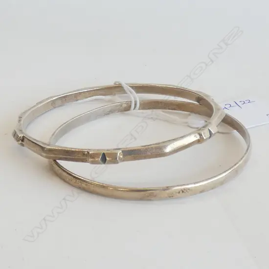 2 MEXICAN 925 SILVER BANGLES 38 GRAMS