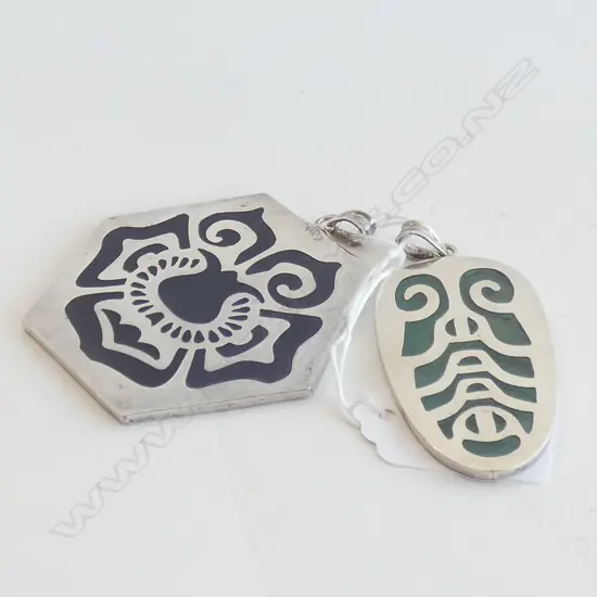 2 LARGE STG PENDANTS