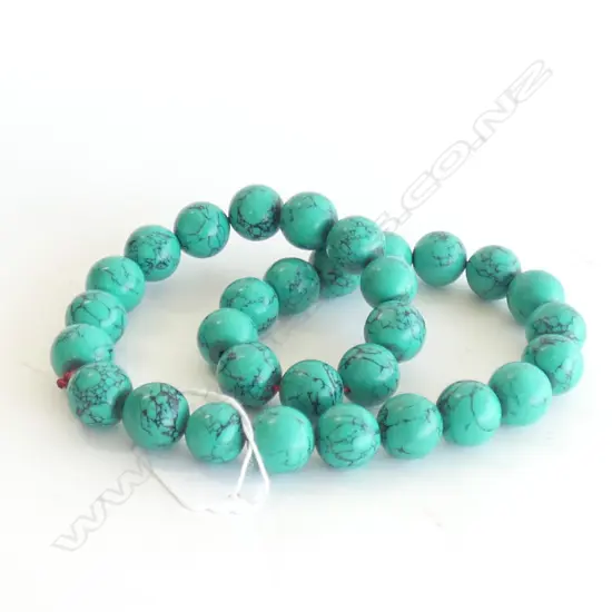 TURQUOISE ? LGE BEAD NECKLACE