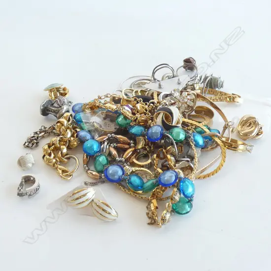 ASST. COSTUME JEWELLERY