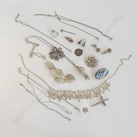 ASST. STG & SILVER TONE JEWELLERY