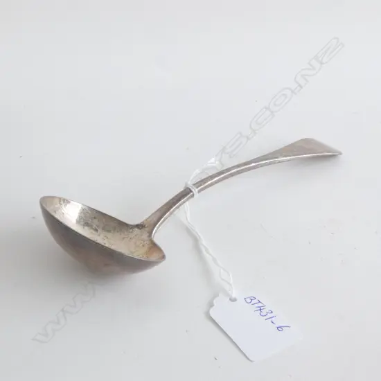 SILVER SAUCE LADLE 67gm