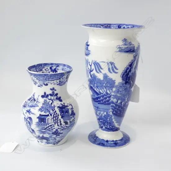 MINTONS BLUE & WHITE VASE & MASON CHINA BRUSH HLDER