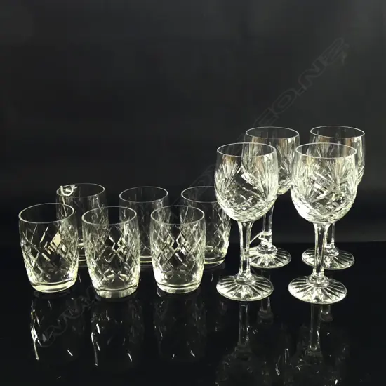 10 CUT CRYSTAL GLASSES; 4 STEMMED WINE & 6 WATER