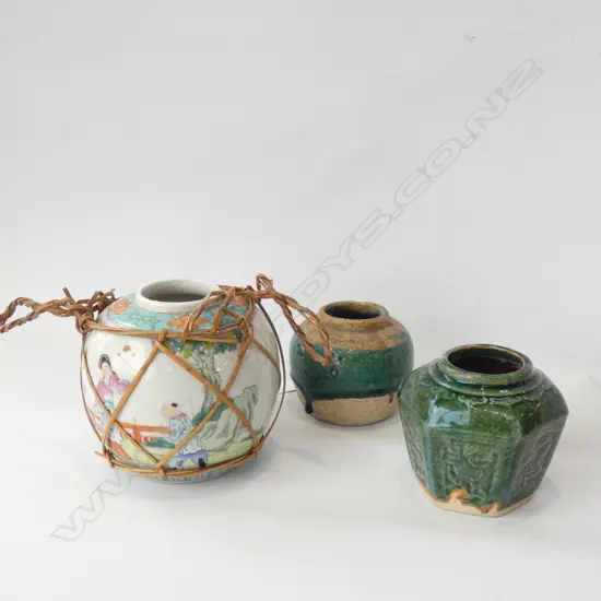 3 VINTAGE CHINESE GINGER JARS NO LIDS