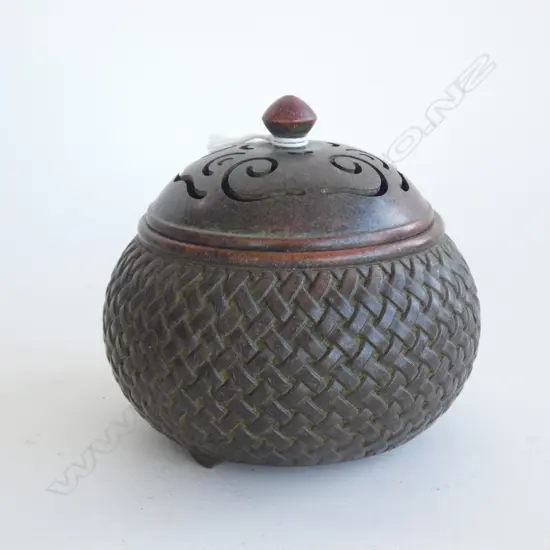 CHINESE BRONZE LIDDED CENSOR 110mm dia