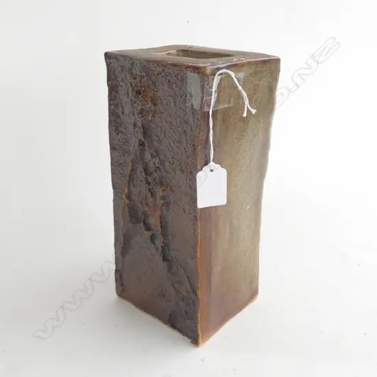 LARGE RECTANGULAR FRANK CHECKETTS NZ STUDIO POTTERY VASE H.250mm 