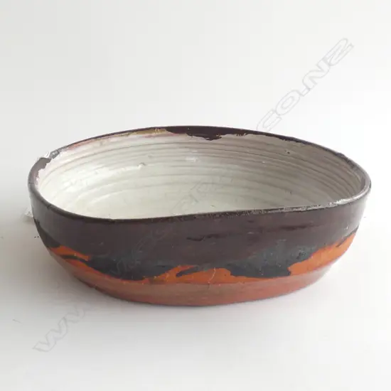 ELIZABETH LISSAMAN BOWL 215x195mm 