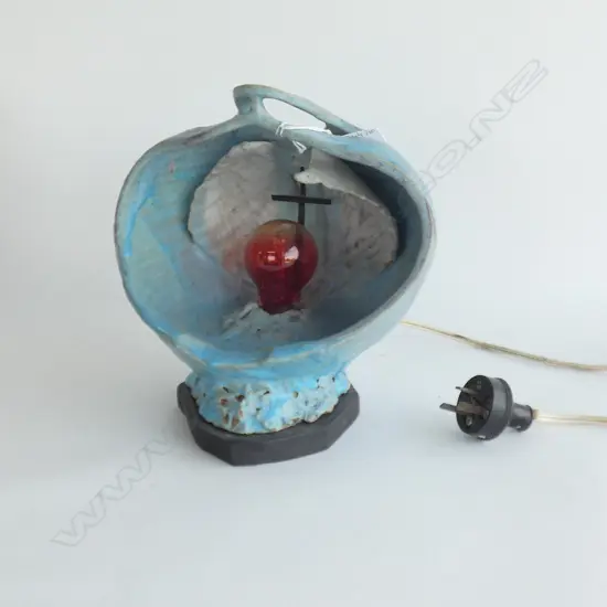 BOB HISLOFF NZ STUDIO POTTERY 'HEAVENLY REALMS' LAMP H.240mm