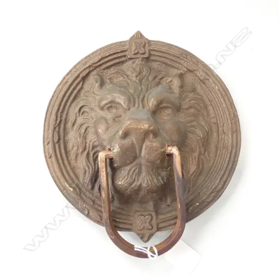 BIG HEAVY LION DOOR KNOCKER