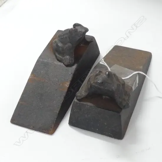 PR CAST IRON FROG DOOR STOPPERS 