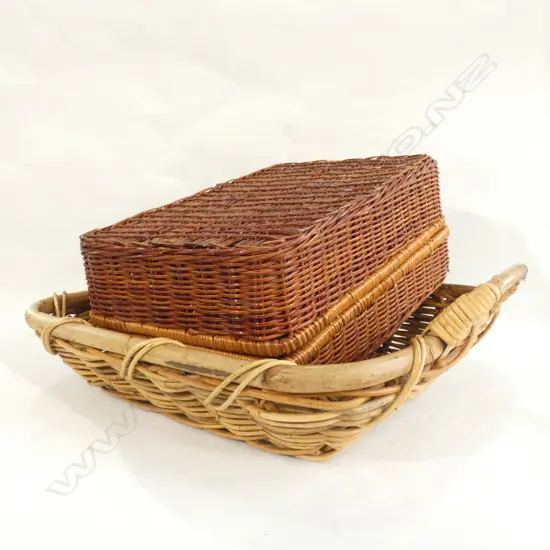 VINTAGE LG WICKER BREAD  BASKET (SQ 470MM & CANE PICNIC BASKET