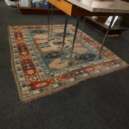 HAND WOVEN RUG 1900 X 1650MM