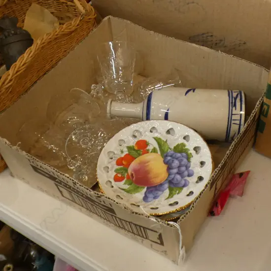 BOX ASST - CRYSTAL WINE GLASSES / FRUIT PLATES & STONEWARE BOTTLE 