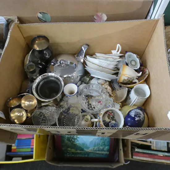 BOX ASST CHINA / COLLECTABLES/ GLASS & SILVER PLATE ETC..
