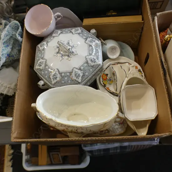 BOX ASST CHINA & BOXED EP CUTLERY SETS