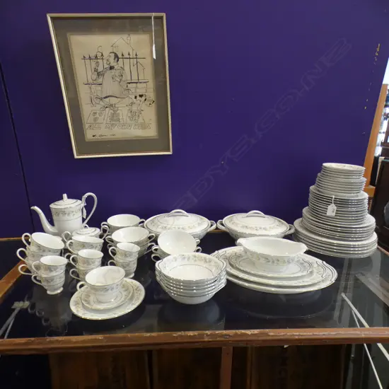 LG JAPANESE RC 'NOSEGAY' PART DINNER SERVICE & COFFEE SET...