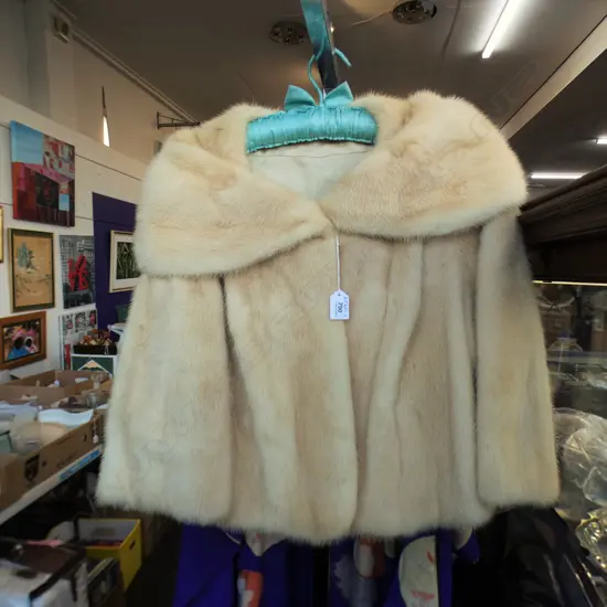 CHAMPAGNE MINK SHORT JACKET