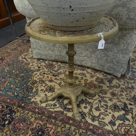 CAST ALLOY SIDE TABLE