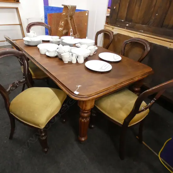 MAHOGANY DINING TABLE