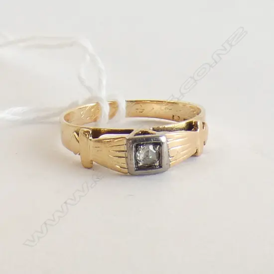 18CT GOLD & OLD MINE CUT DIAMOND RING 2gm