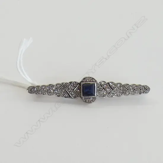 ART DECO GOLD SAPPHIRE & DIAMOND BROOCH OLD LEAD REPAIR 7gm