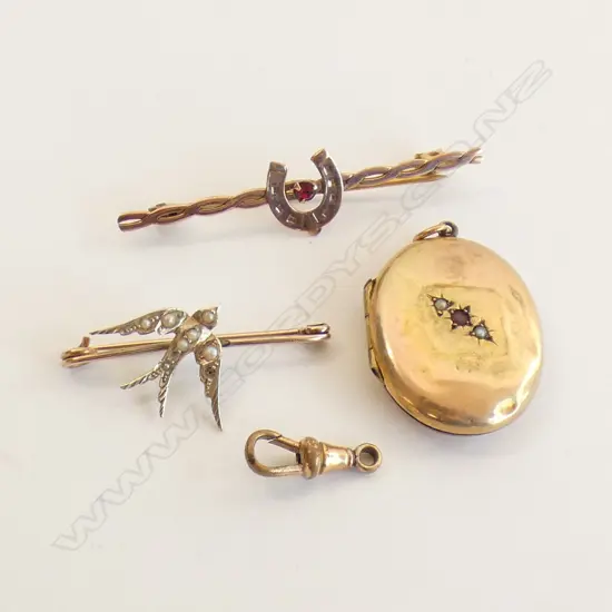ASST JEWELLERY ITEMS: GOLD 9ct BIRD BROOCH ETC G/PLATE