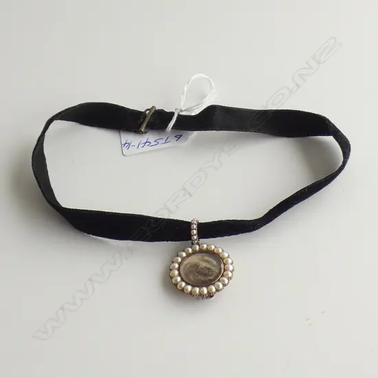 9CT GOLD MEMORIAL PENDANT PEARLS & HAIR BLACK RIBBON