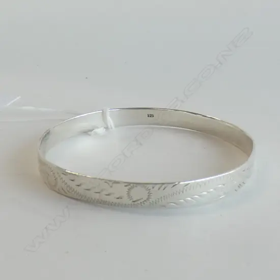 SILVER BANGLE 13.61gm
